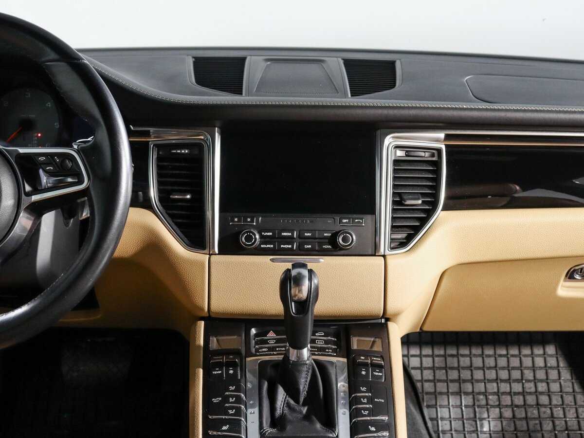 Porsche Macan 2016 года с пробегом. Фото: #10