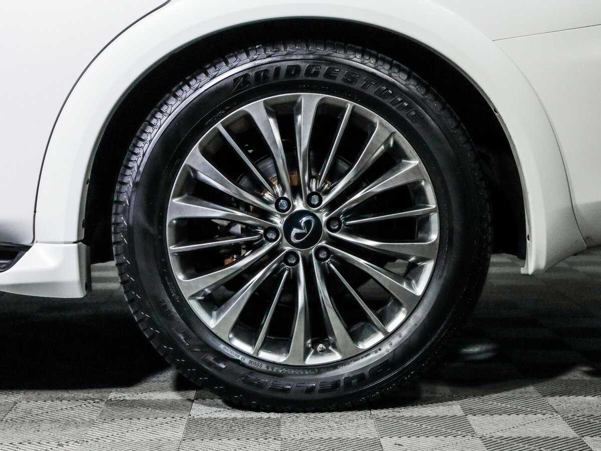 Infiniti QX80 2020 года с пробегом. Фото: #11