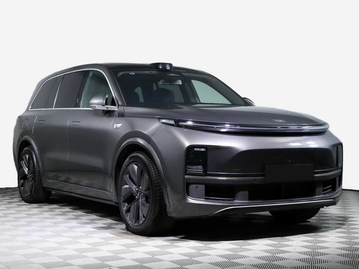 LiXiang L9 2024 года с пробегом. Фото: #2