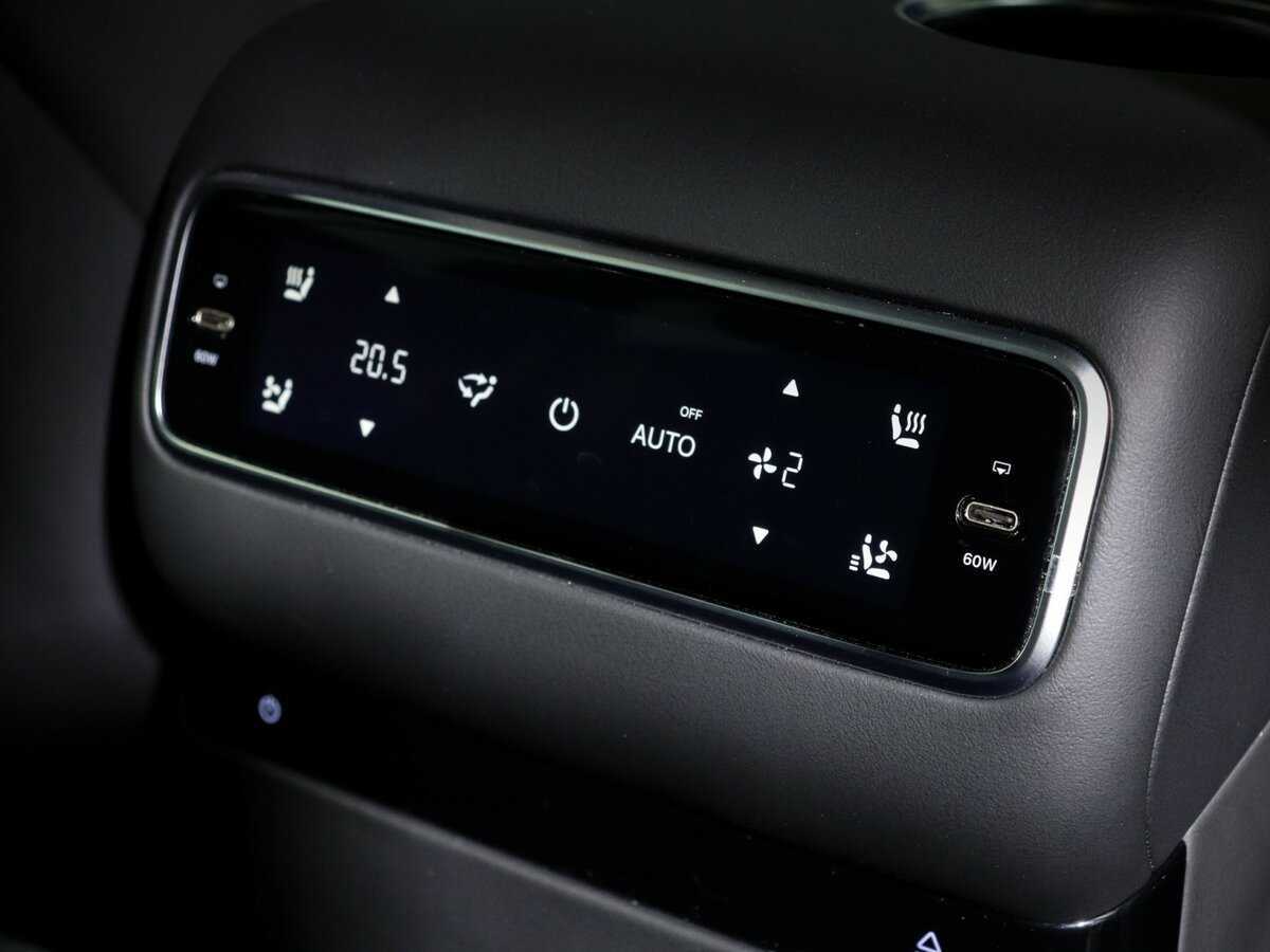 LiXiang L9 2024 года с пробегом. Фото: #15