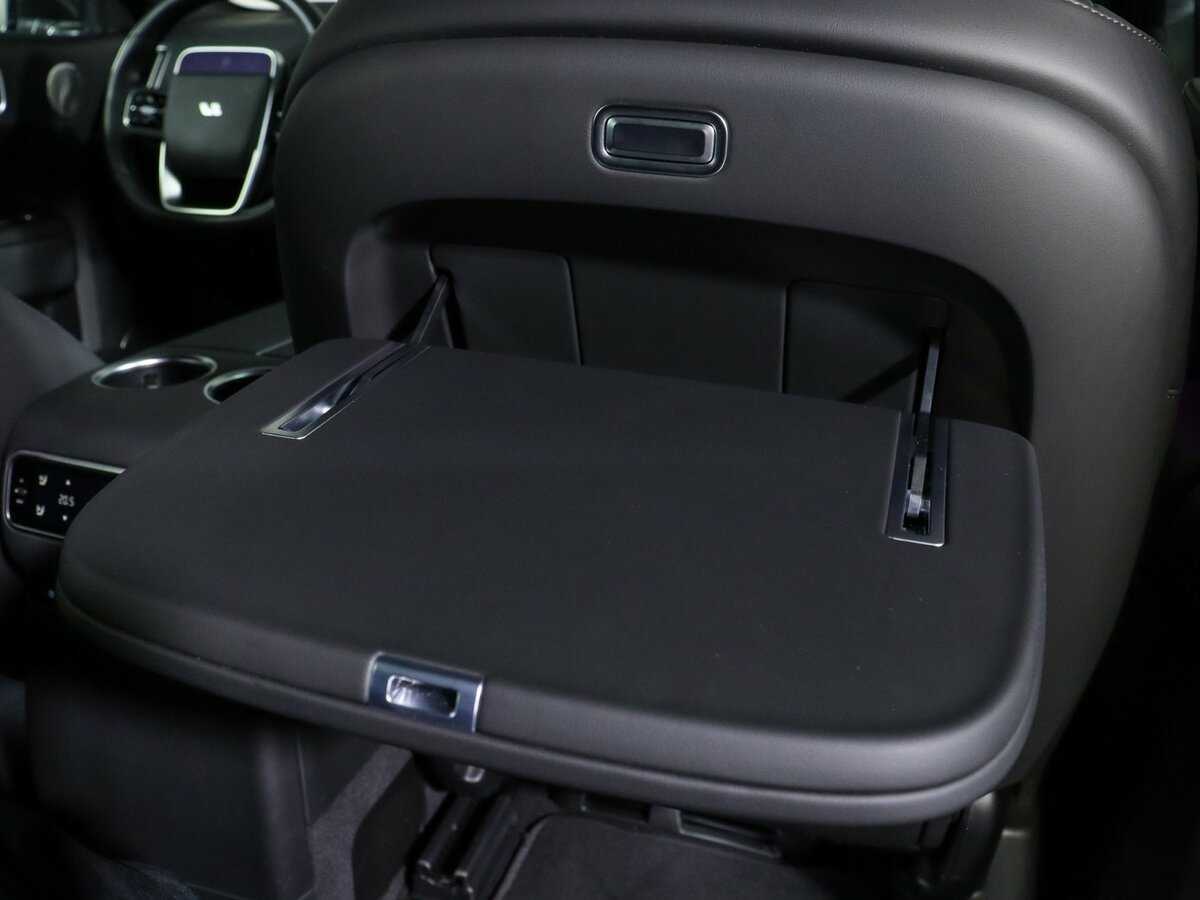 LiXiang L9 2024 года с пробегом. Фото: #19