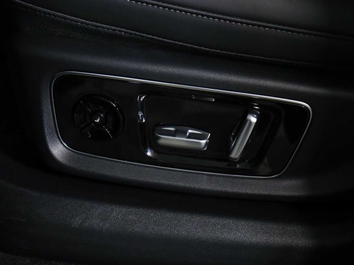 LiXiang L9 2024 года с пробегом. Фото: #29