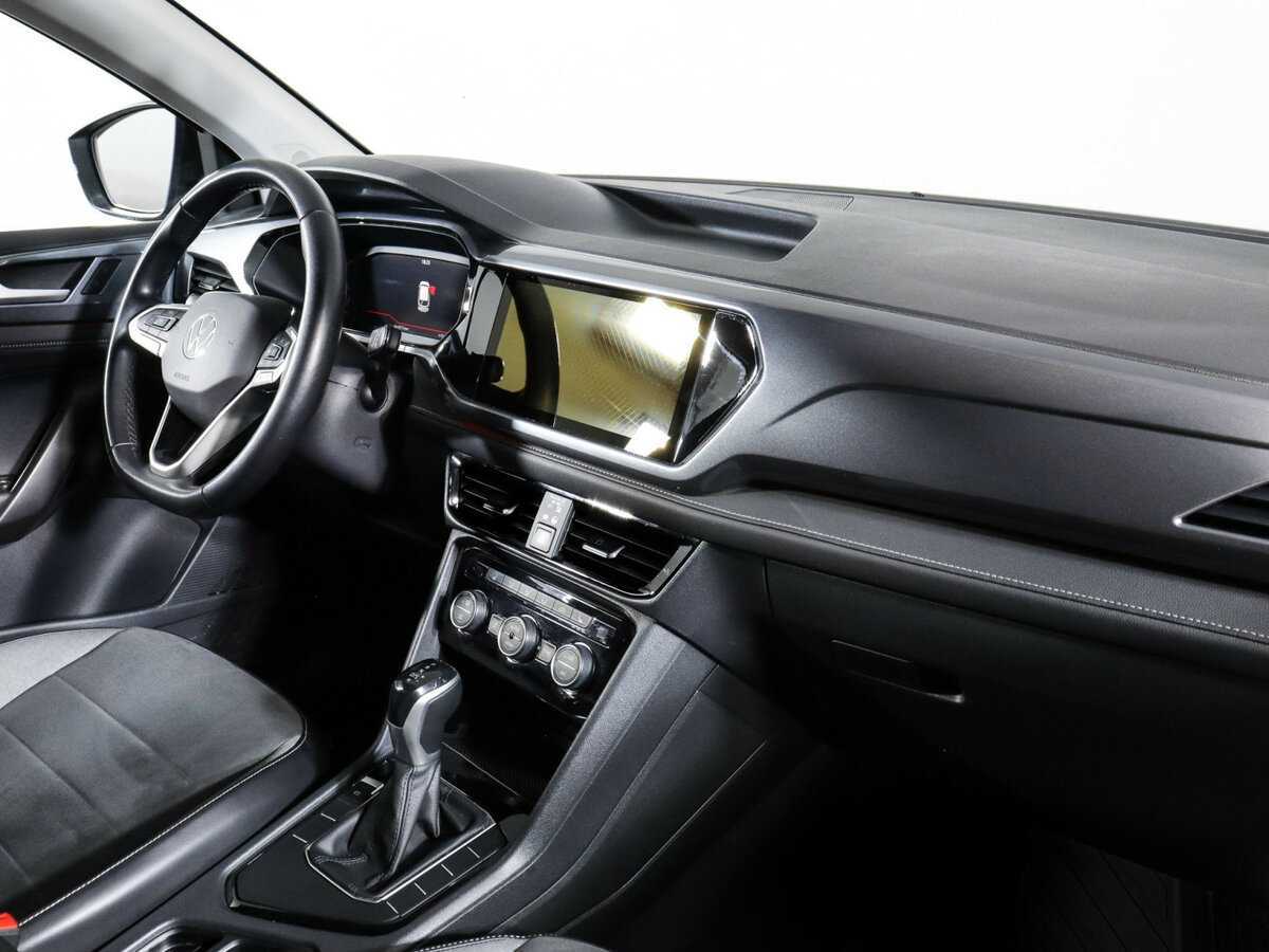 Volkswagen Taos 2021 года с пробегом. Фото: #5