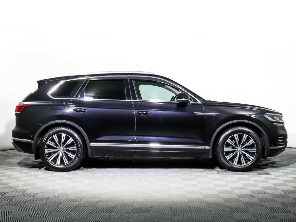 Volkswagen Touareg 2020 года с пробегом. Фото: #3