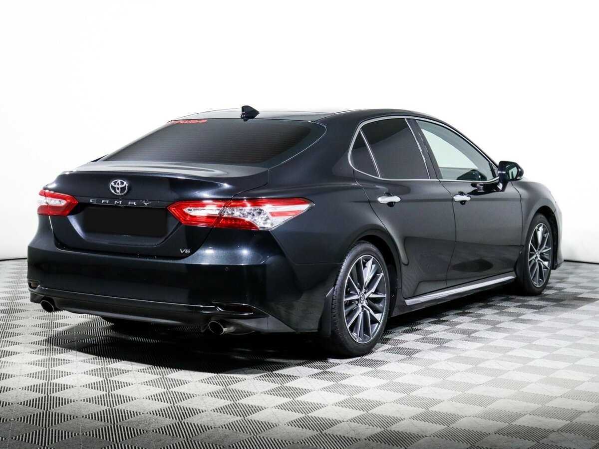 Toyota Camry 2023 года с пробегом. Фото: #4