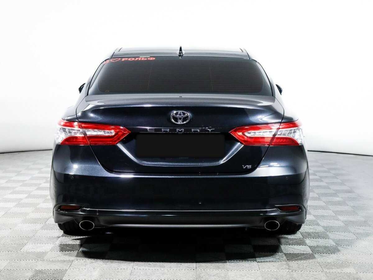 Toyota Camry 2023 года с пробегом. Фото: #5