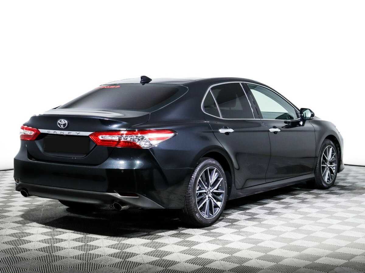 Toyota Camry 2023 года с пробегом. Фото: #4