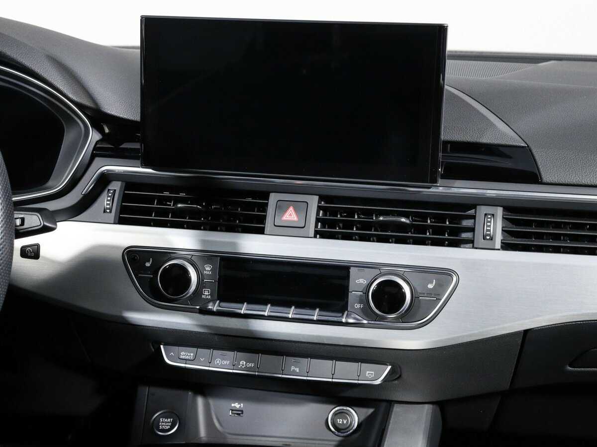 Audi A4 2020 года с пробегом. Фото: #12