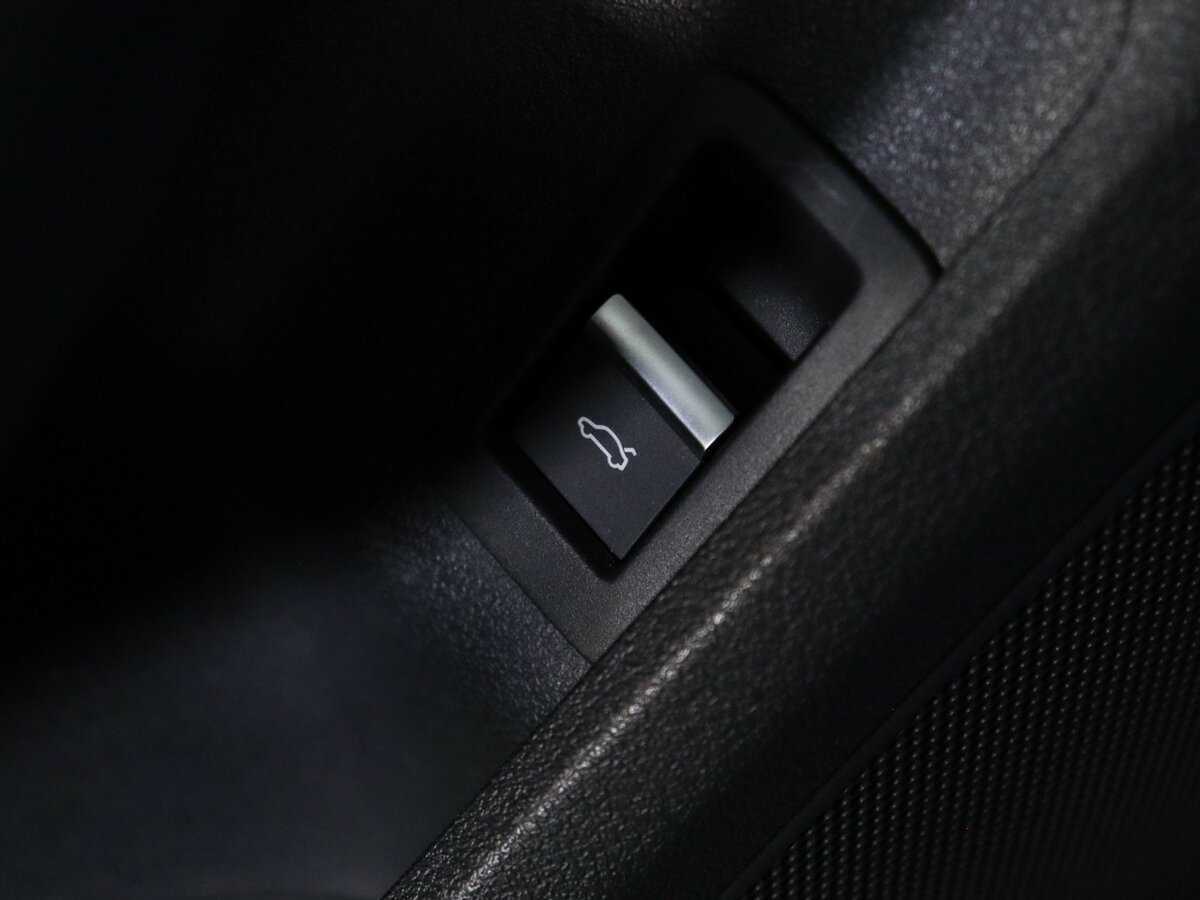 Audi A4 2020 года с пробегом. Фото: #25