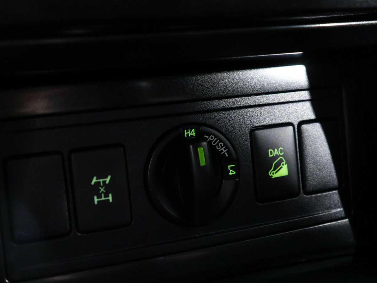 Toyota Land Cruiser Prado 2015 года с пробегом. Фото: #21