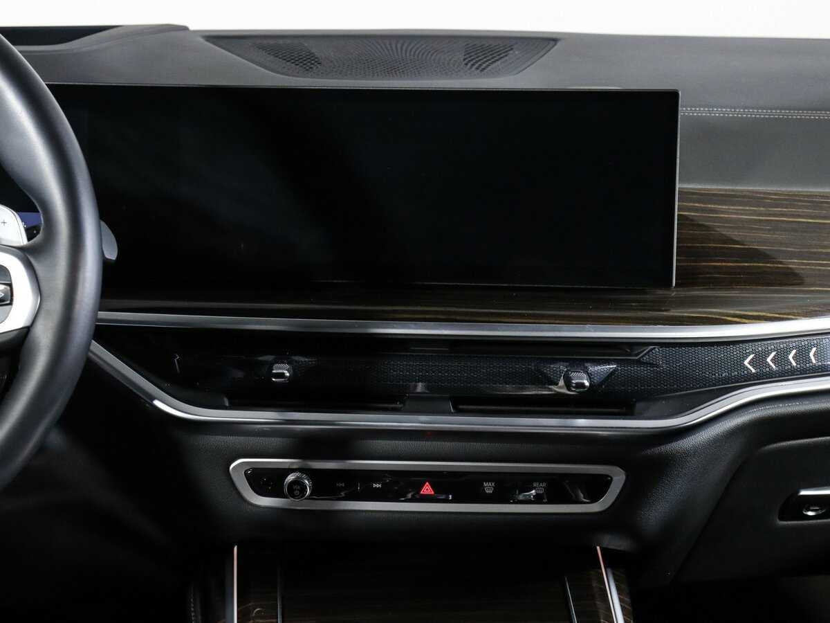 BMW X7 2022 года с пробегом. Фото: #9