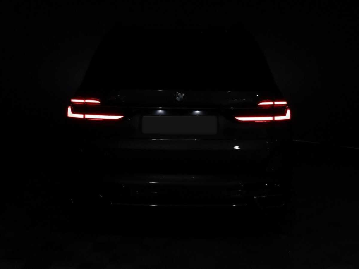 BMW X7 2022 года с пробегом. Фото: #16