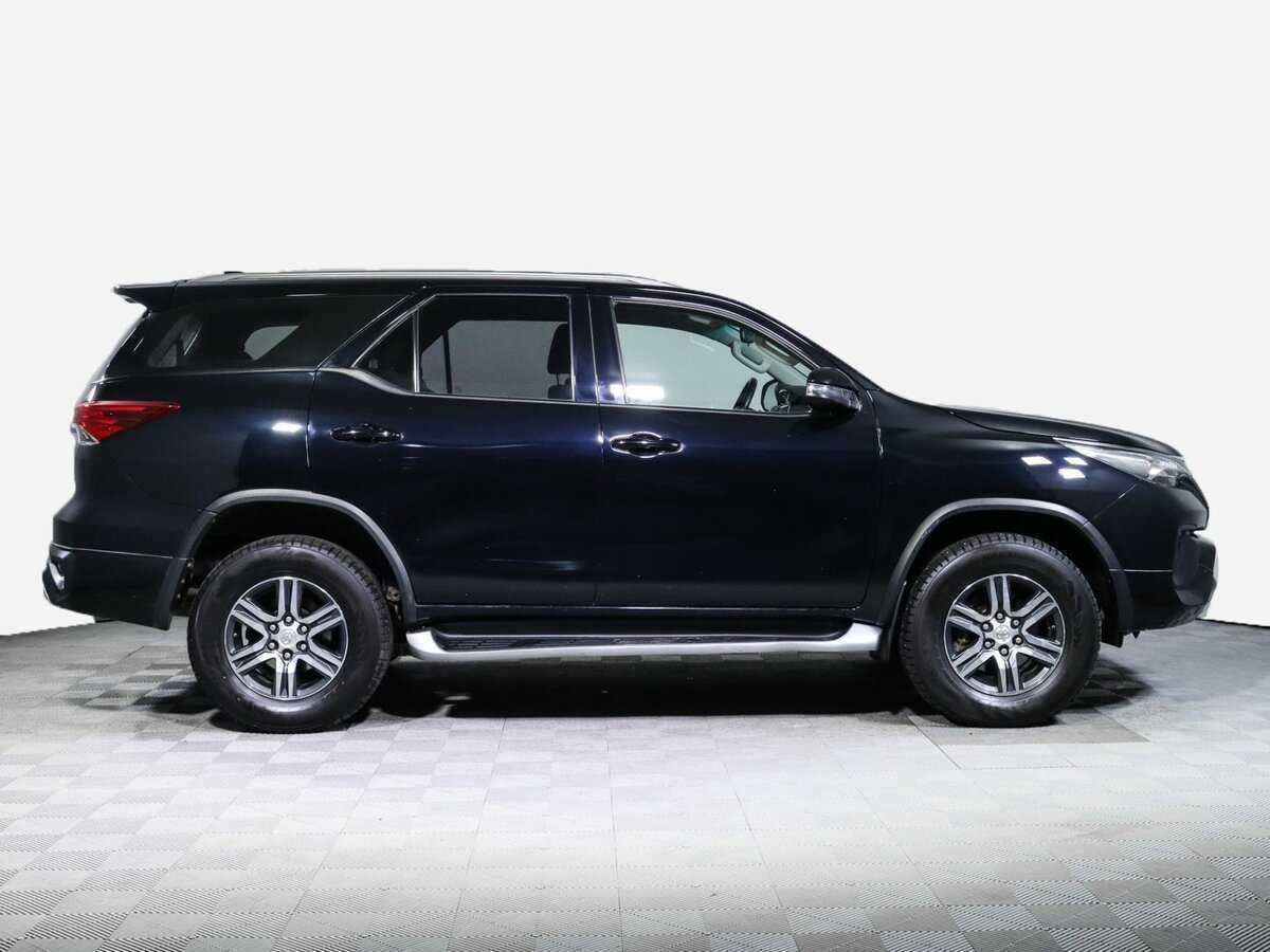 Toyota Fortuner 2019 года с пробегом. Фото: #3