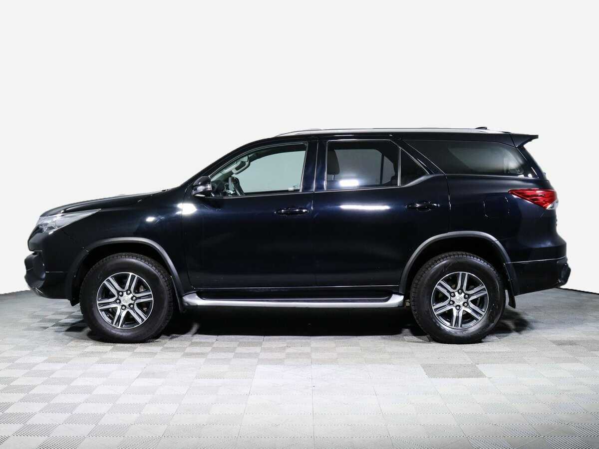 Toyota Fortuner 2019 года с пробегом. Фото: #4