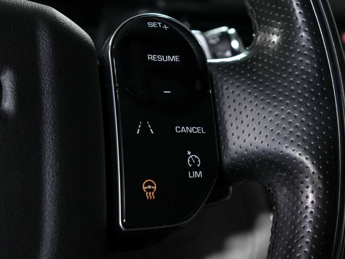 Land Rover Range Rover Velar 2019 года с пробегом. Фото: #16