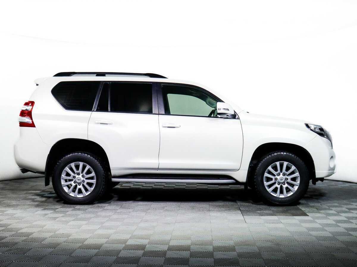 Toyota Land Cruiser Prado 2013 года с пробегом. Фото: #3