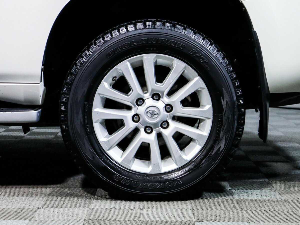 Toyota Land Cruiser Prado 2013 года с пробегом. Фото: #14