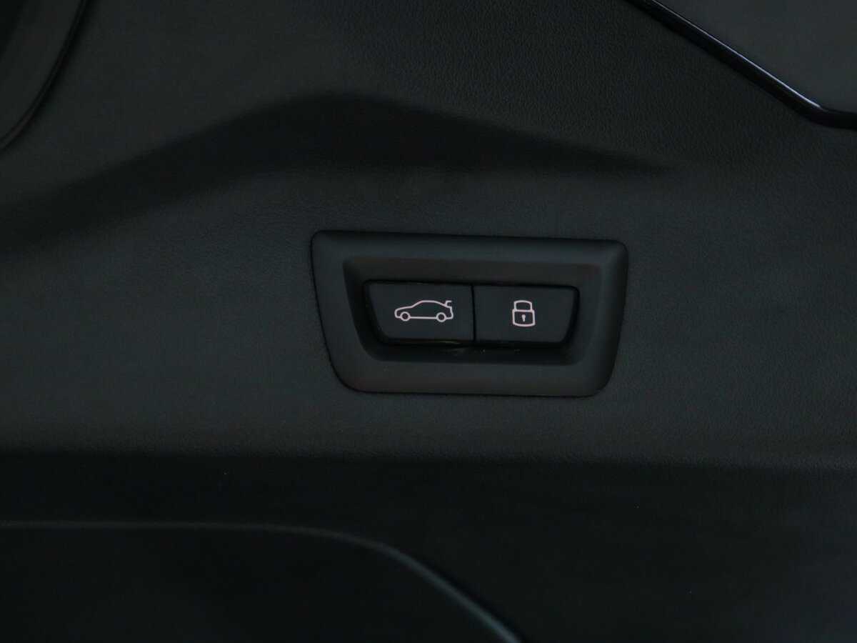 BMW X7 2023 года с пробегом. Фото: #18