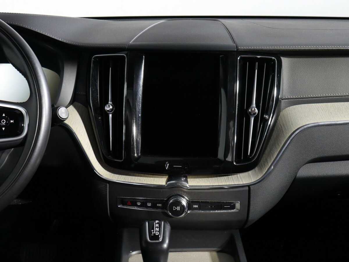 Volvo XC60 2020 года с пробегом. Фото: #9