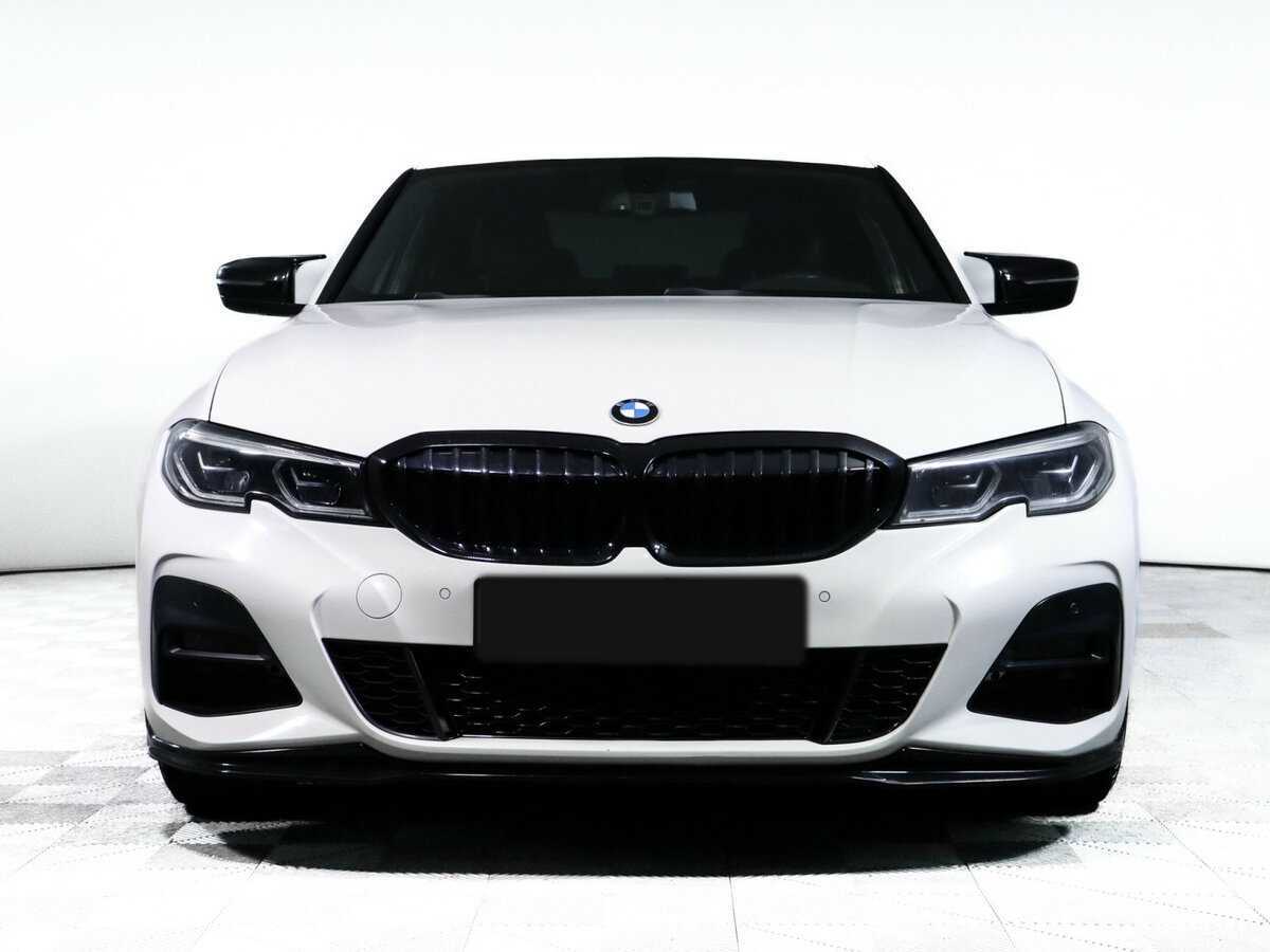 BMW 3 серии 2020 года с пробегом. Фото: #1