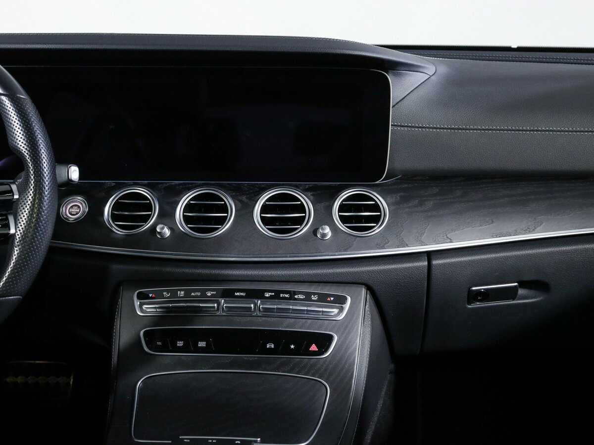 Mercedes-Benz E-Класс 2021 года с пробегом. Фото: #12