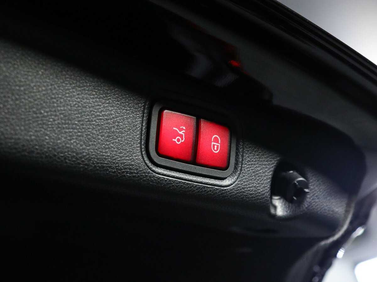 Mercedes-Benz E-Класс 2021 года с пробегом. Фото: #18