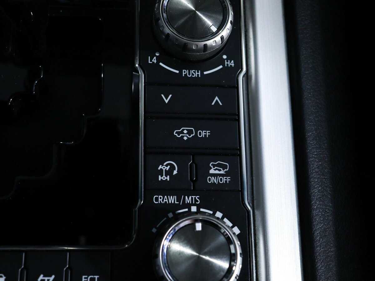 Toyota Land Cruiser 2018 года с пробегом. Фото: #28