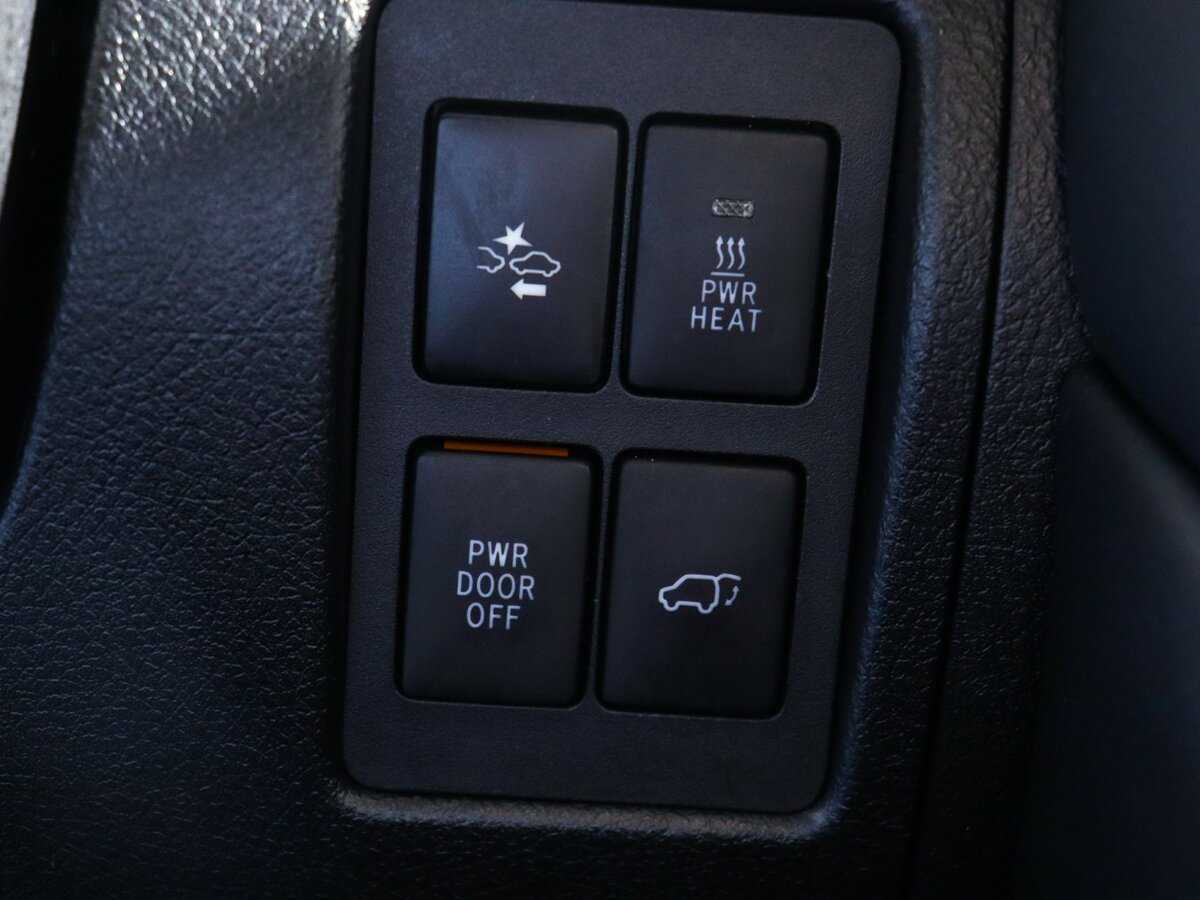 Toyota Land Cruiser 2018 года с пробегом. Фото: #29