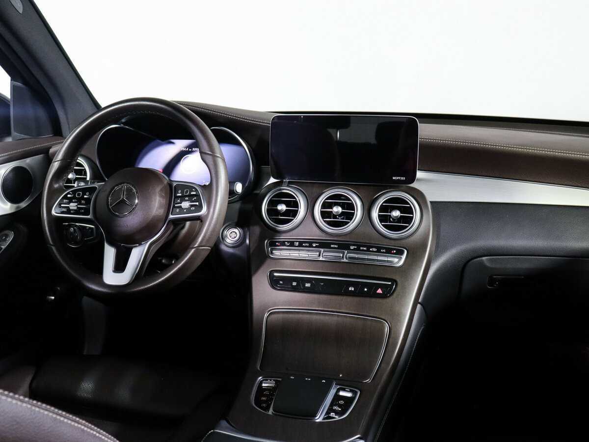 Mercedes-Benz GLC 2020 года с пробегом. Фото: #11