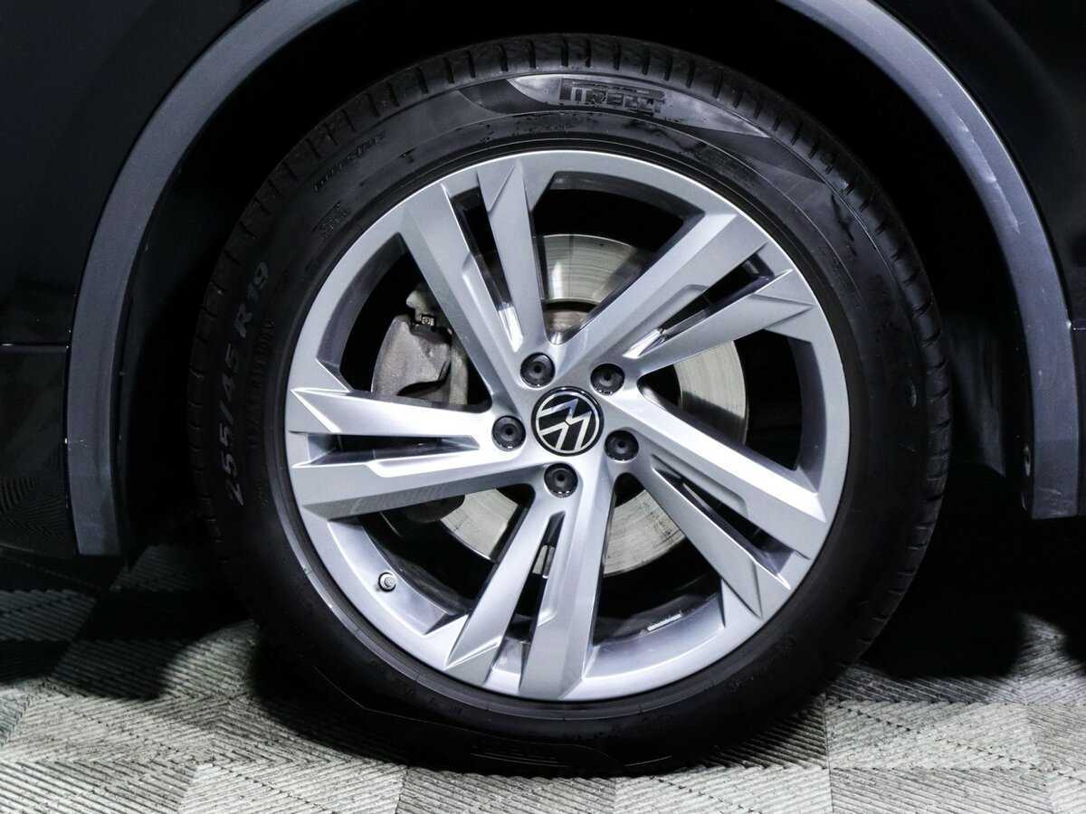 Volkswagen Tiguan 2021 года с пробегом. Фото: #11