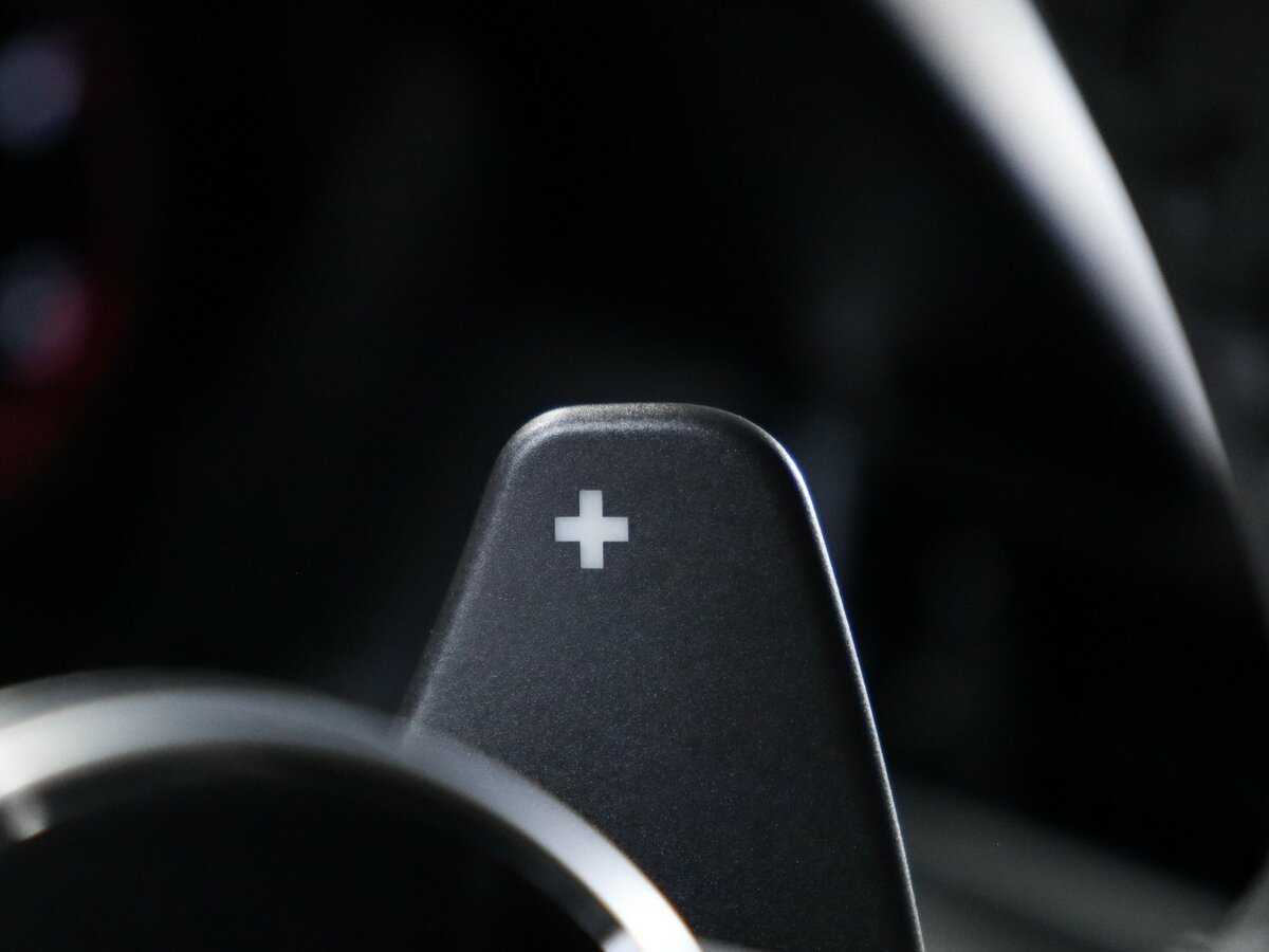 Land Rover Range Rover Velar 2018 года с пробегом. Фото: #23