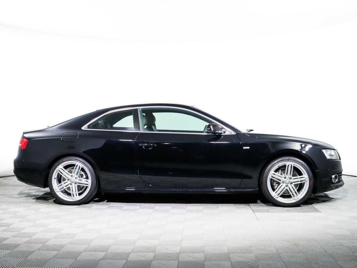 Audi A5 2011 года с пробегом. Фото: #3