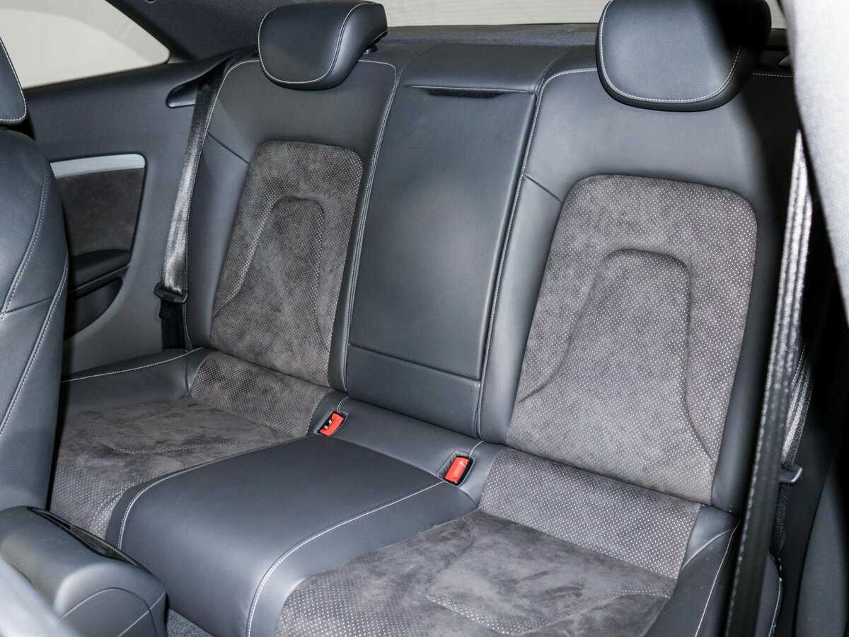 Audi A5 2011 года с пробегом. Фото: #6