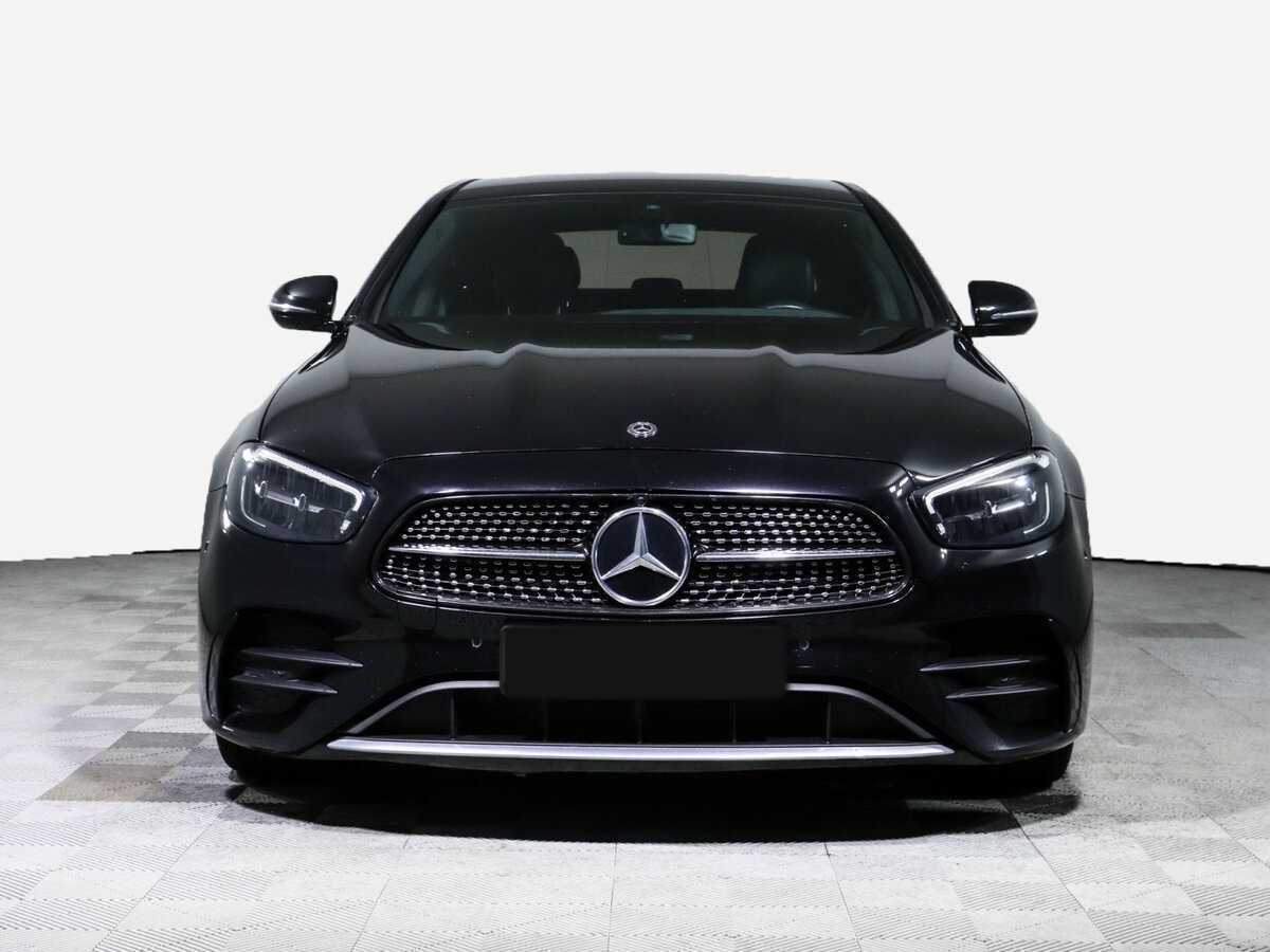 Mercedes-Benz E-Класс 2020 года с пробегом. Фото: #1