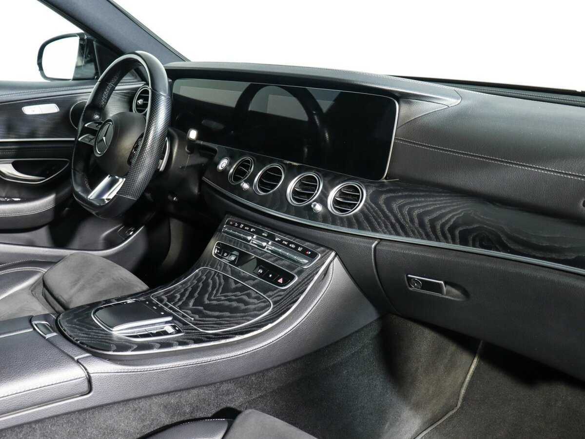 Mercedes-Benz E-Класс 2020 года с пробегом. Фото: #8