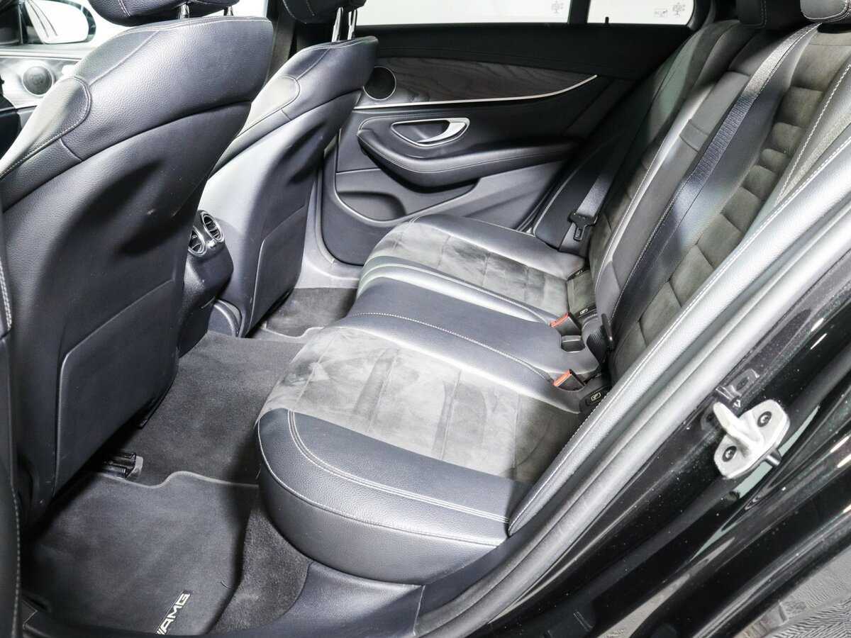 Mercedes-Benz E-Класс 2020 года с пробегом. Фото: #9