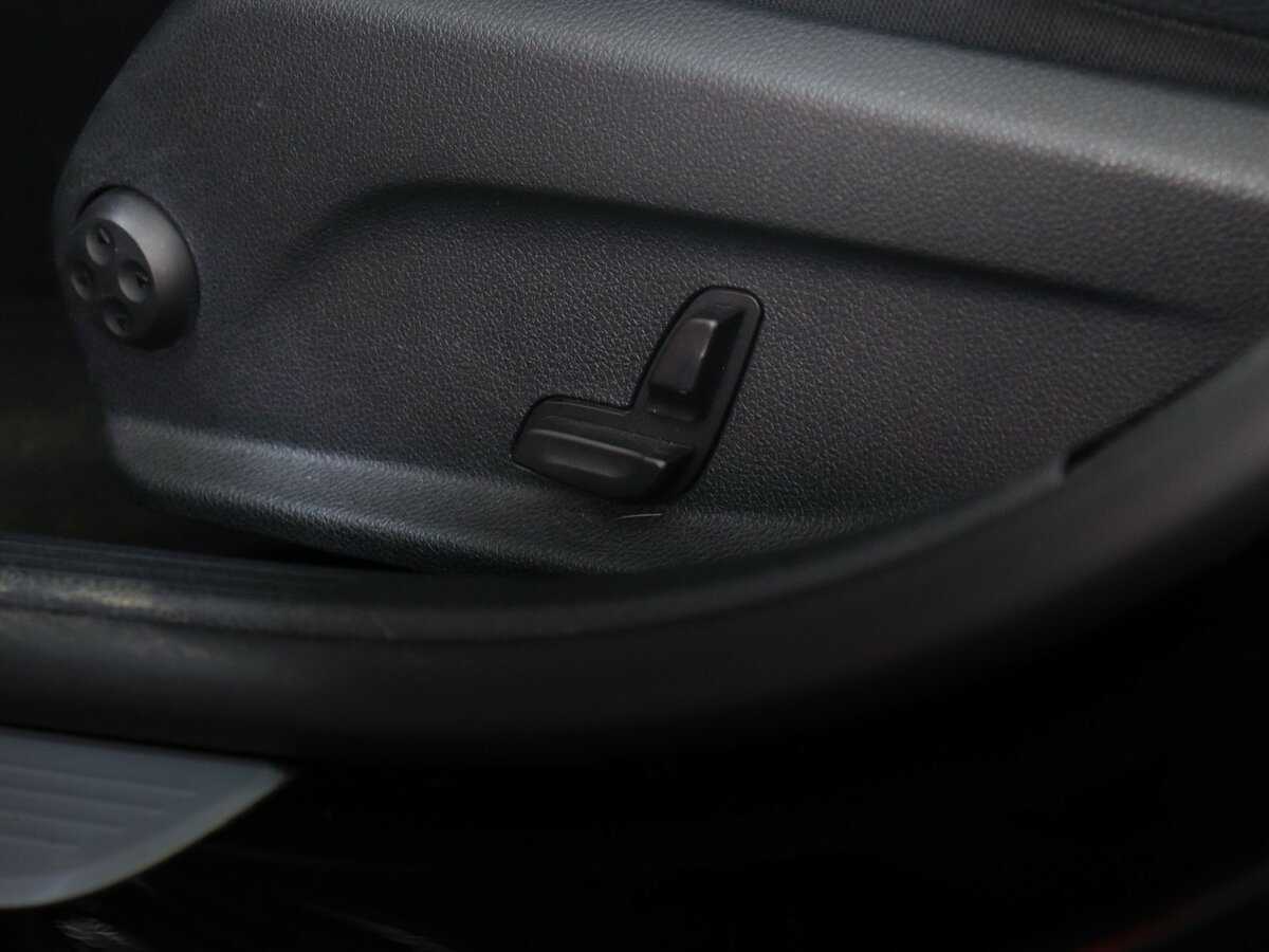 Mercedes-Benz E-Класс 2020 года с пробегом. Фото: #17