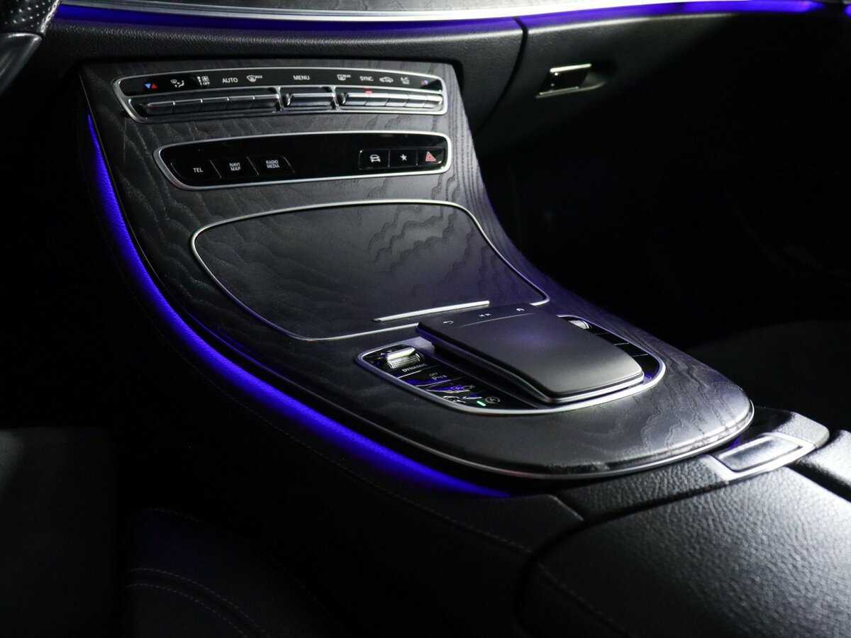 Mercedes-Benz E-Класс 2020 года с пробегом. Фото: #19