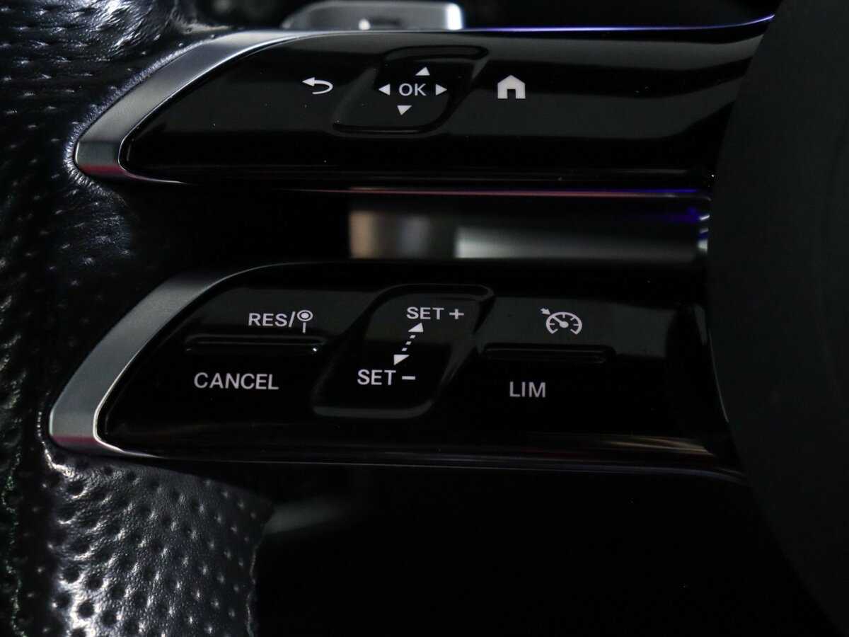 Mercedes-Benz E-Класс 2020 года с пробегом. Фото: #22