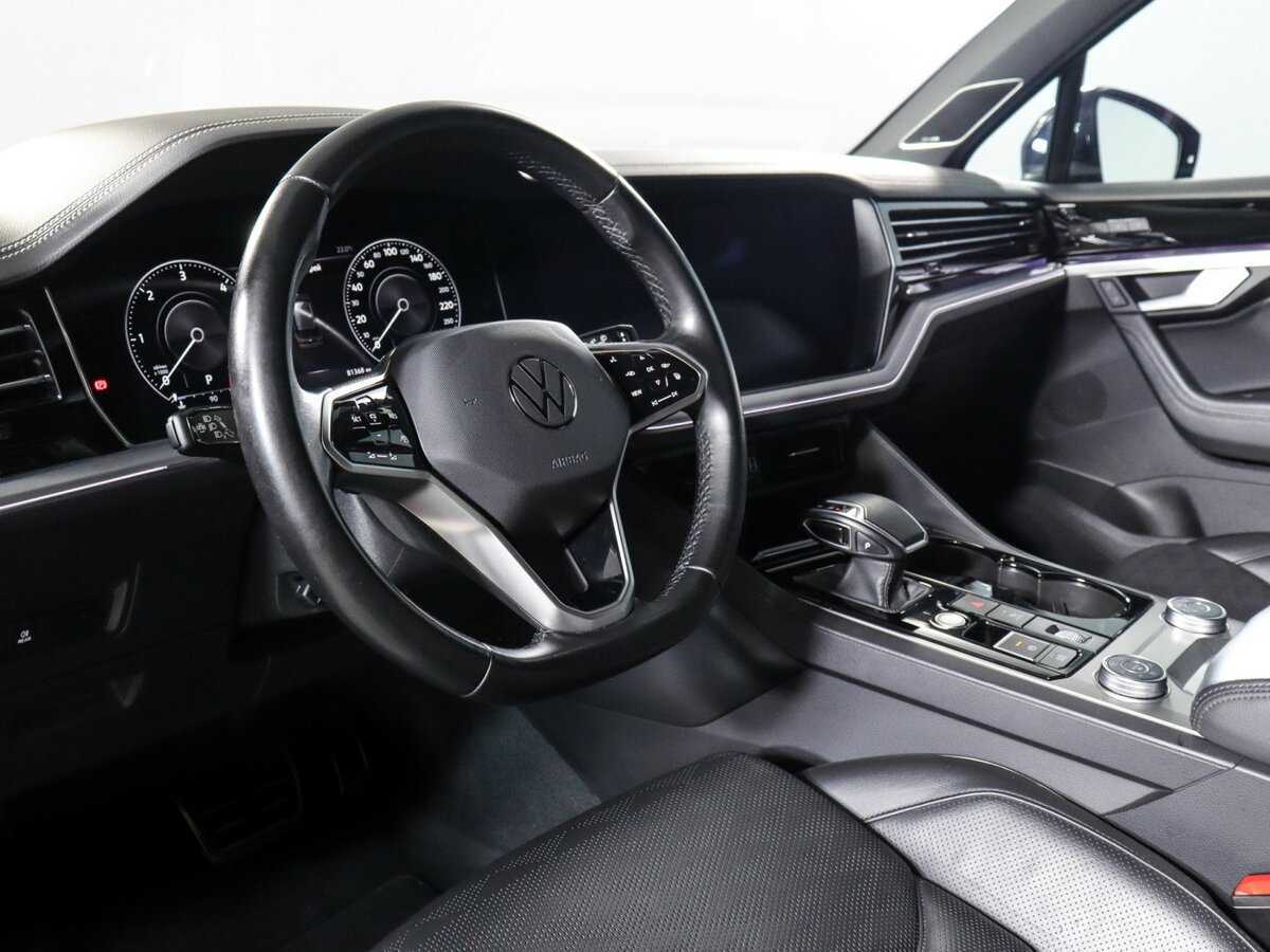 Volkswagen Touareg 2021 года с пробегом. Фото: #10