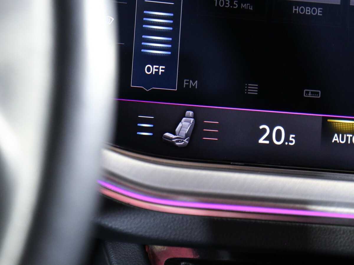 Volkswagen Touareg 2021 года с пробегом. Фото: #27