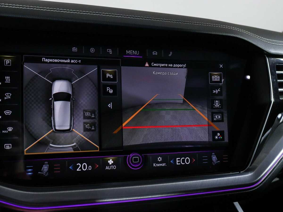 Volkswagen Touareg 2021 года с пробегом. Фото: #34