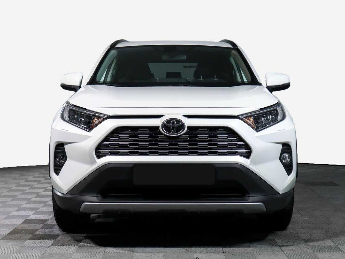 Toyota RAV4 2020 года с пробегом. Фото: #1