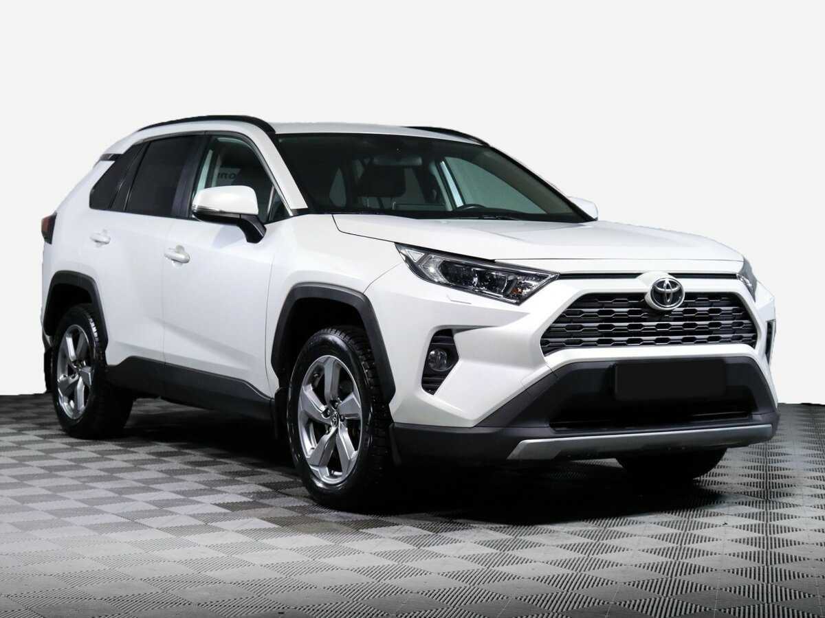 Toyota RAV4 2020 года с пробегом. Фото: #2