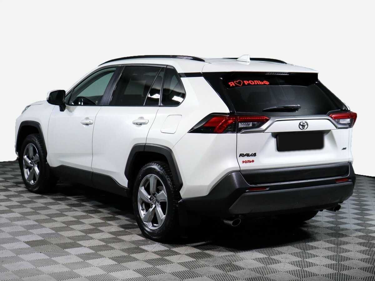 Toyota RAV4 2020 года с пробегом. Фото: #6