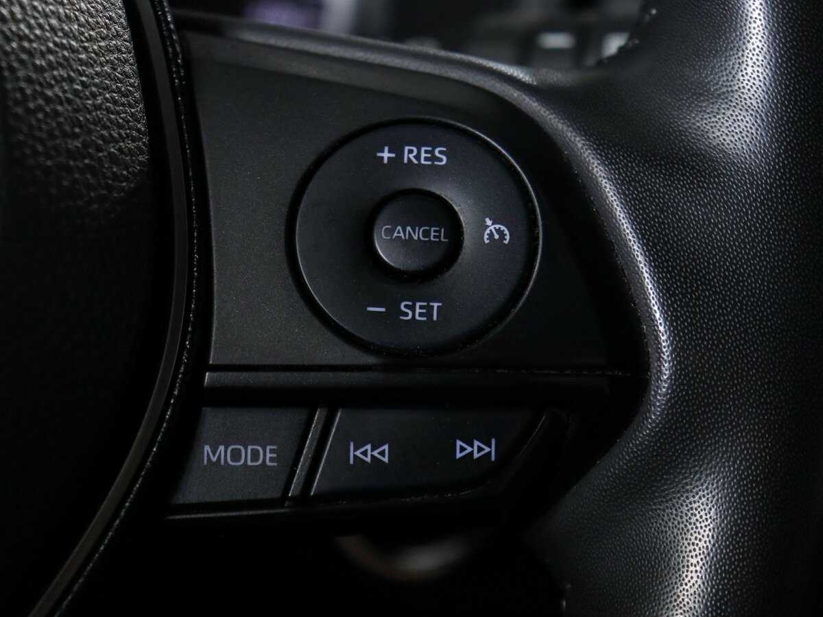 Toyota RAV4 2020 года с пробегом. Фото: #19