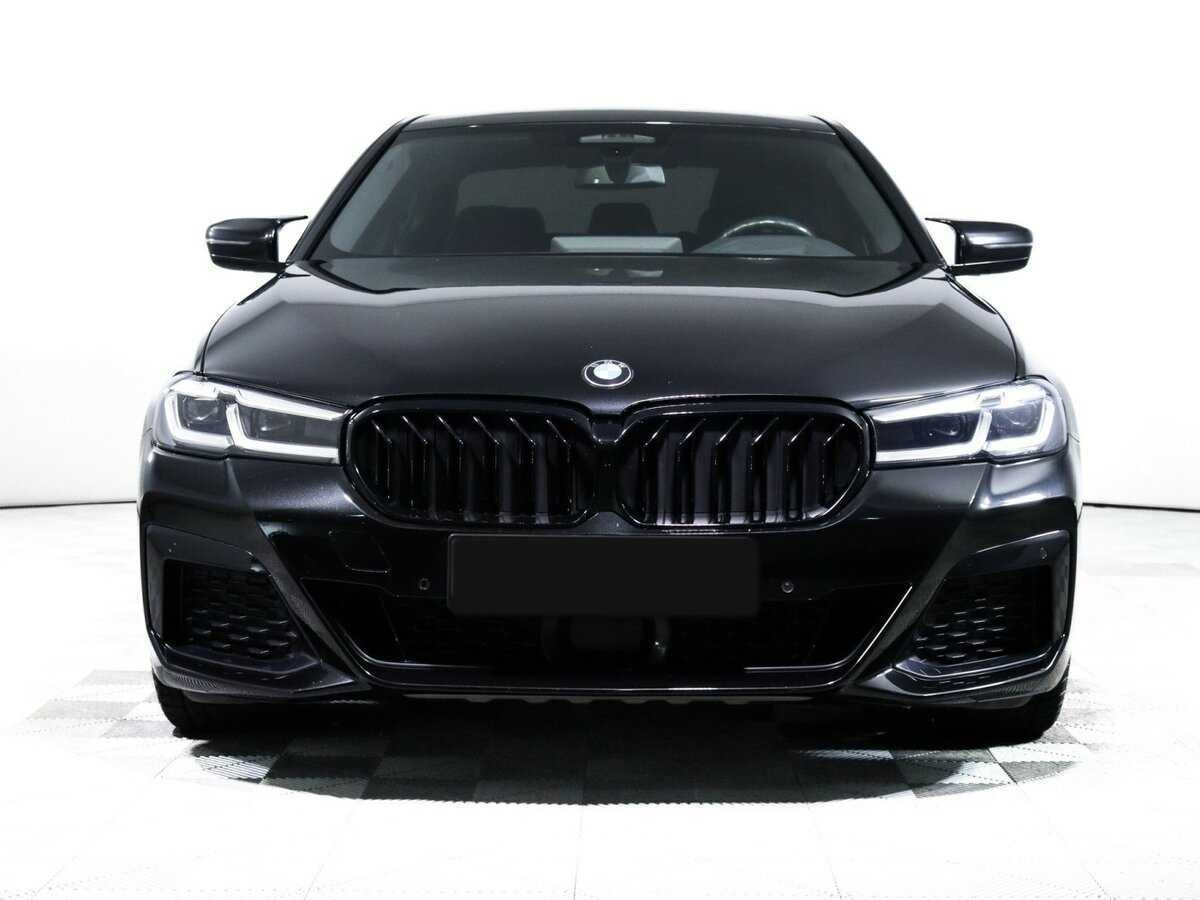 BMW 5 серии 2020 года с пробегом. Фото: #1