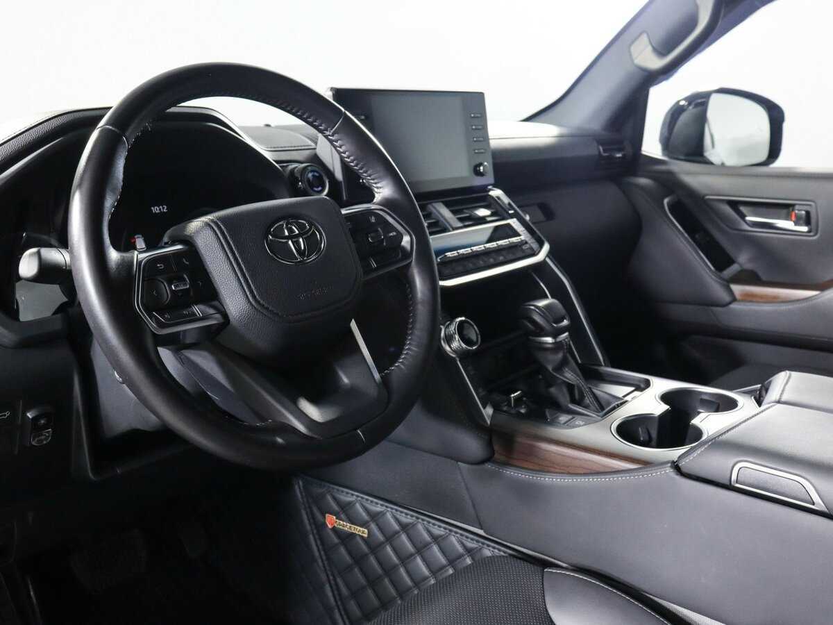 Toyota Land Cruiser 2022 года с пробегом. Фото: #10