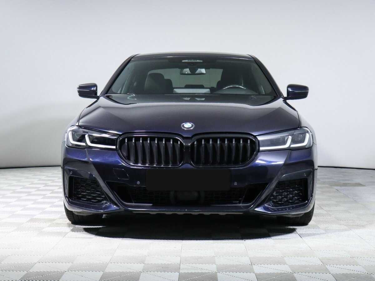 BMW 5 серии 2021 года с пробегом. Фото: #1