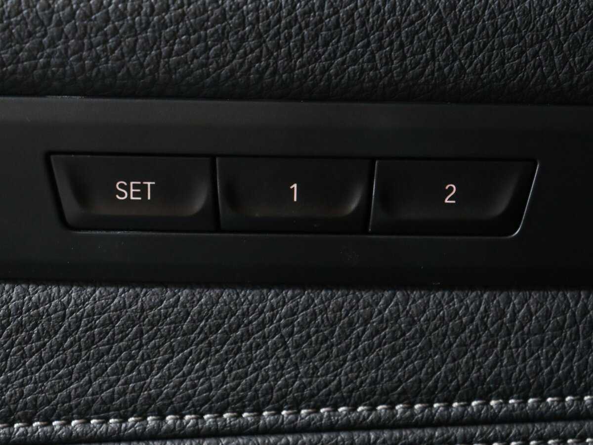 BMW 5 серии 2021 года с пробегом. Фото: #11